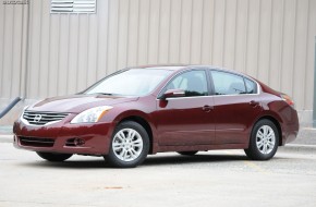 2011 Nissan Altima Review