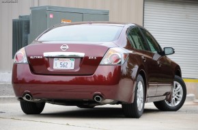 2011 Nissan Altima Review