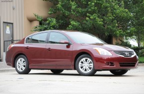 2011 Nissan Altima Review