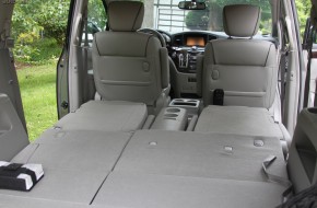 2011 Nissan Quest Review