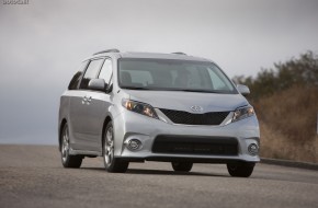 2011 Toyota Sienna SE