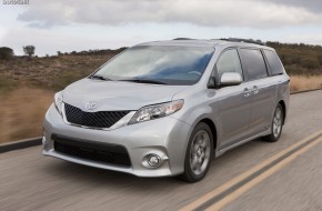 2011 Toyota Sienna SE