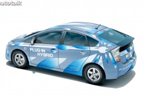 Toyota Prius PHEV Concept