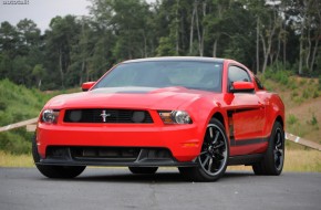 2011 Ford Mustang BOSS 302 Review