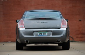 2011 Chrysler 300 Limited Review