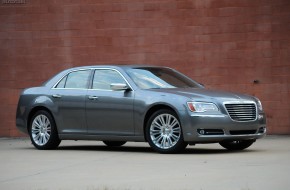 2011 Chrysler 300 Limited Review