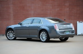 2011 Chrysler 300 Limited Review