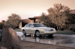 2006 Lincoln Town Car