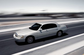 2006 Lincoln Town Car