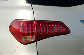 2012 Infiniti QX Review