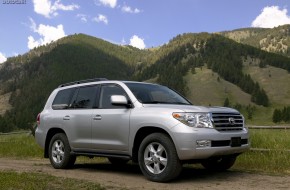 2012 Toyota Land Cruiser