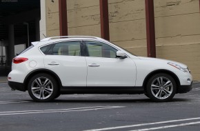 2012 Infiniti EX35 Review