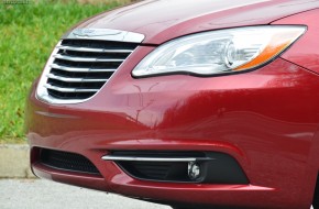 2012 Chrysler 200 Review