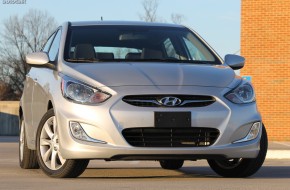 2012 Hyundai Accent Review