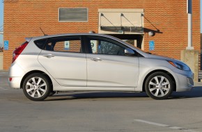 2012 Hyundai Accent Review