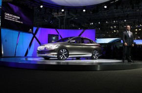 Infiniti Booth NYIAS 2012