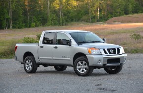 2012 Nissan Titan Review