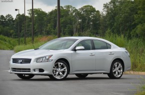 2012 Nissan Maxima Review