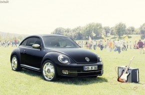 2013 Volkswagen Beetle Fender Edition