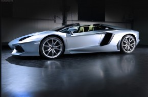 2013 Lamborghini Aventador Roadster