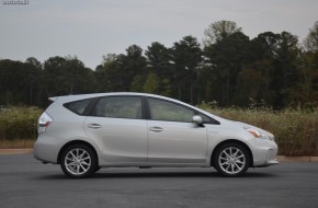 2012 Toyota Prius V Review