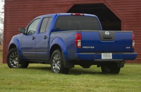 2012 Nissan Frontier 4x4 SV Review