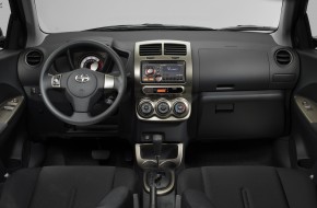 2013 Scion xD