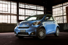 2013 Scion iQ