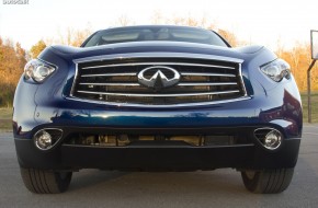 2013 Infiniti FX37 Review