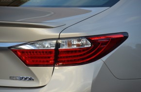 2013 Lexus ES Hybrid Review