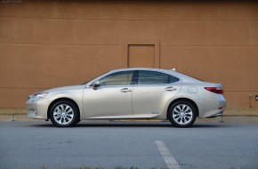 2013 Lexus ES Hybrid Review