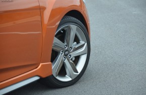 2013 Hyundai Veloster Review