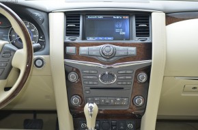 2013 Infiniti QX56 Review