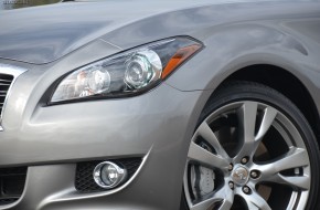 2013 Infiniti M56 Review