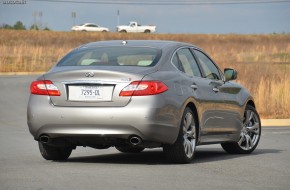 2013 Infiniti M56 Review