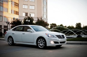 2012 Hyundai Equus