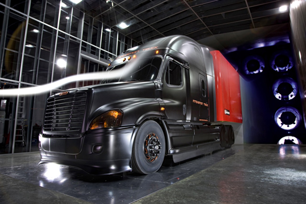 Freightliner Innovation Truck