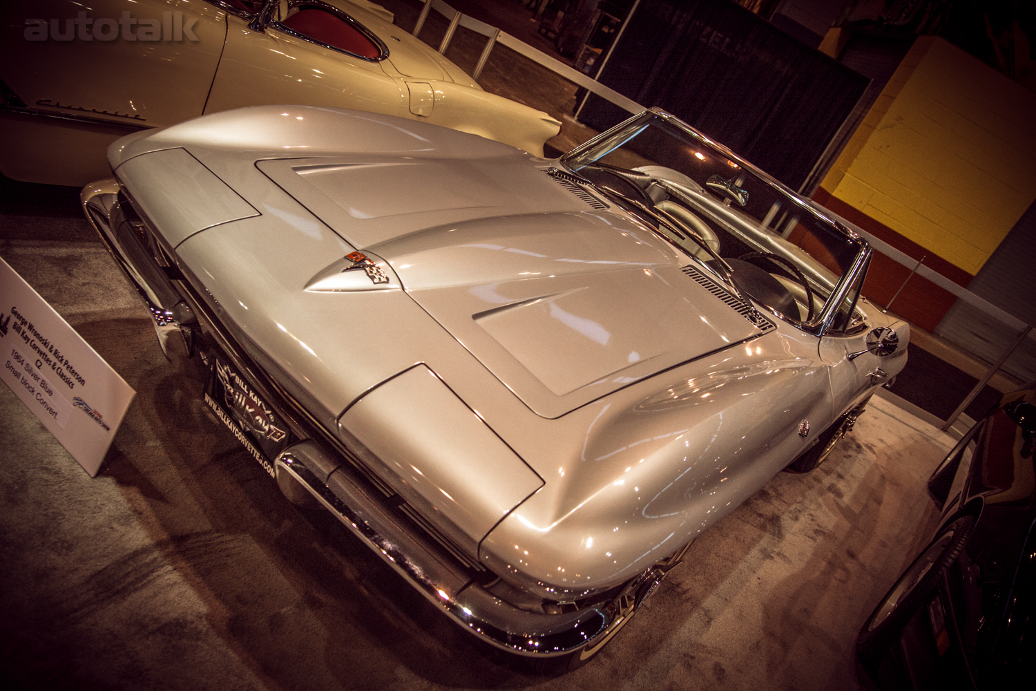 Vintage Corvette at 2016 Chicago Auto Show