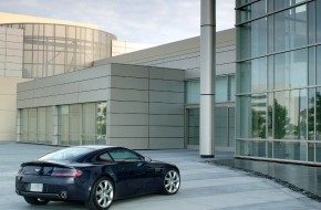 Vantage AMV8 - Aston Martin