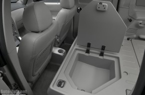 Chevy HHR Panel Delivers Style, Function And Fun In A New, Segment-Exclusiv