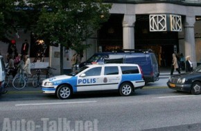 Cool Police Cars from Around The World
