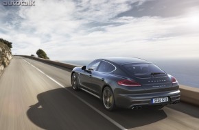 2015 Porsche Panamera Turbo S