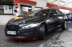 2016 Jaguar Xf Mule Spy Shots