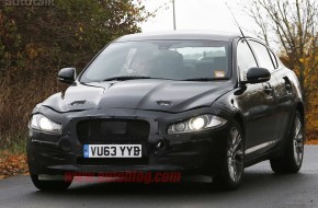 2016 Jaguar Xf Mule Spy Shots