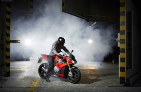 2014 BMW S 1000 R