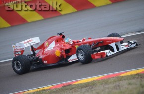 2011_Scuderia_Ferrari_F150-61