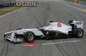 2011_Sauber-Ferrari_C30-211