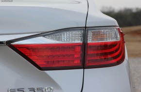 2014 Lexus ES 350 Review