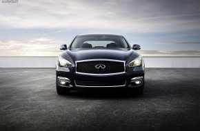 2015 Infiniti Q70L