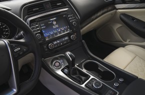 2016 Nissan Maxima